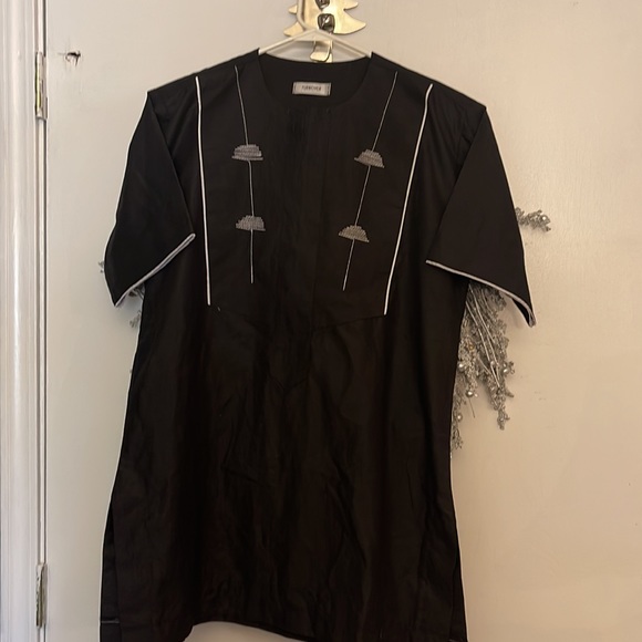 Top - Picture 2 of 8